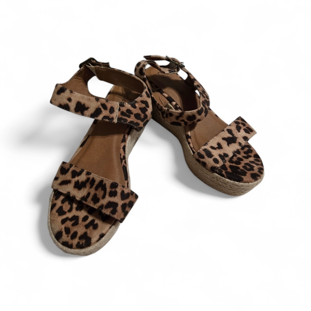 Leopard Espadrille Wedge By City Classified Size 7 1/2 NWOB!
